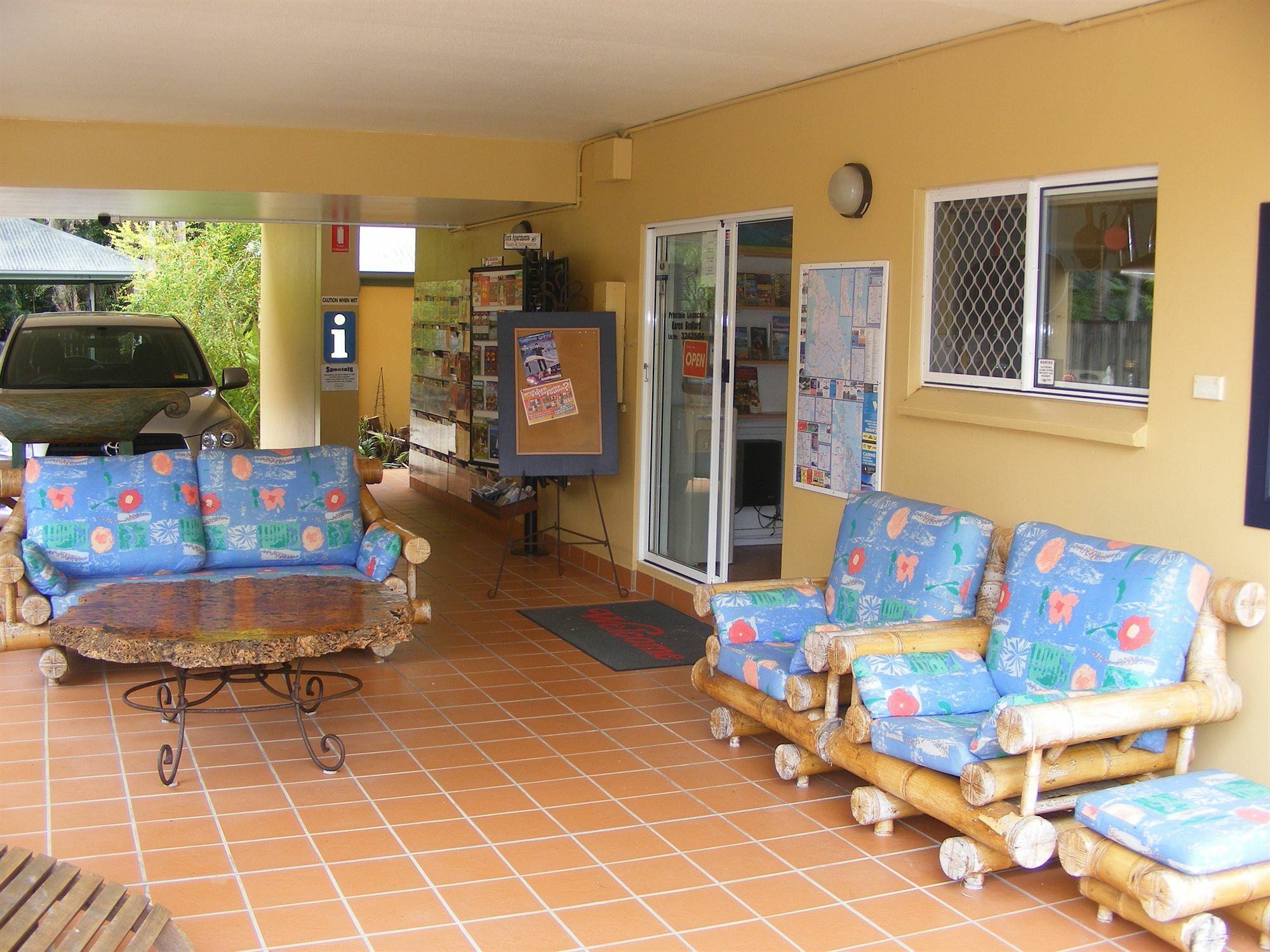 The York Beachfront Holiday Apartments Yorkeys Knob Ngoại thất bức ảnh